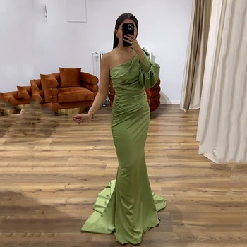Тънки зелени рокли на Русалка 2023 г., атласное вечерна рокля с едно рамо, прости рокли за коктейли в Саудитска Арабия, индивидуален размер